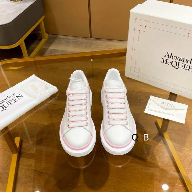 Picture of Alexander McQueen Shoes _SKUAlexanderMcqueensz35-45LL0113369